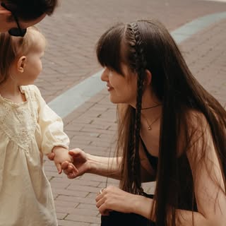 hanna โฟ animal rights, vegan motherhood in ๐ณ๐ฑNL