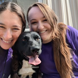 Becca & Alicia🐾💙